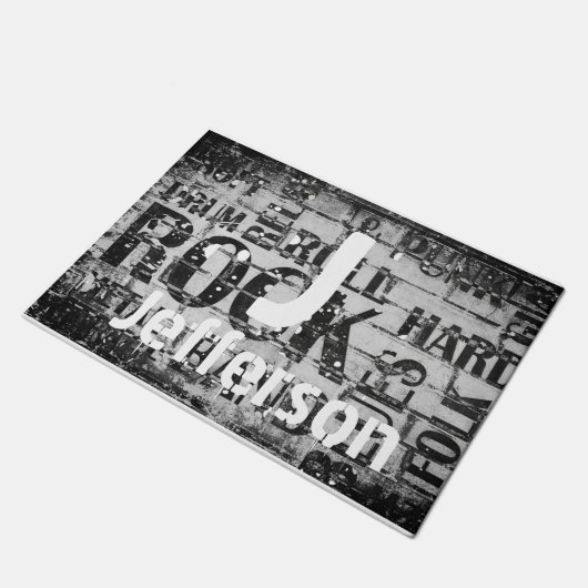 Rock & Roll Monogramm Fußmatte (Schrägansicht)