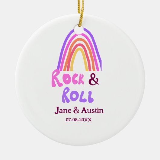 Rock & roll wedding add couple name retro rainbow  keramik ornament (Vorne)
