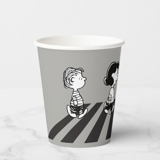 Rock-T-Shirts | Group Walk Pappbecher (Vorderseite)