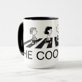 Rock-T-Shirts | Group Walk Tasse (Vorderseite Links)