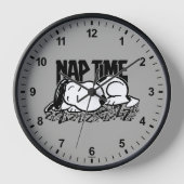 Rock-T-Shirts | Snoopy Nickerchen Time Uhr (Vorderseite)