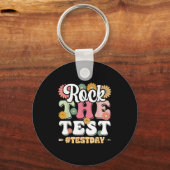 Rock The Test Testing Day Groovy Motivational Teac Schlüsselanhänger (Vorderseite)