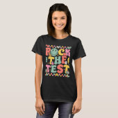 Rock The Test Testing Day Retro Motivational Teach T-Shirt (Vorne ganz)
