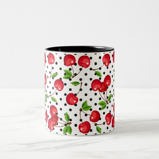 Rockabilly Cherries Polka Dots on White Zweifarbige Tasse (Mittel)