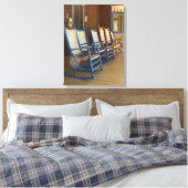 Rocker in einer Reihe - Martha's Vineyard Leinwanddruck (Insitu (Schlafzimmer))
