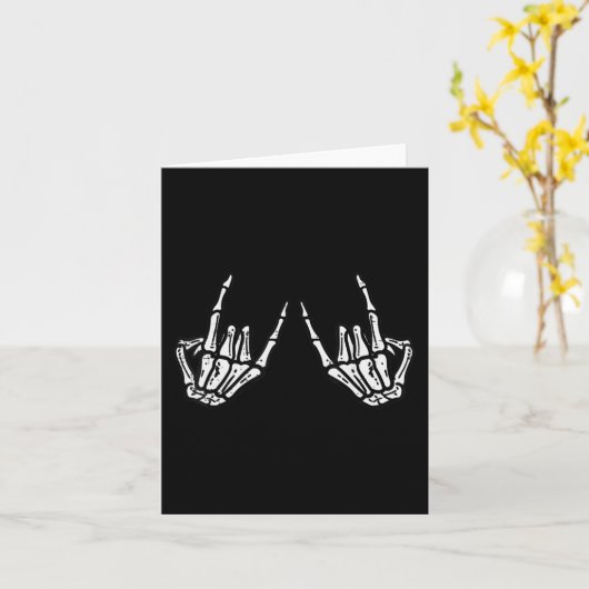 Rocker Skeleton Hand Rock on Costume Funny Hallowe Karte (Gelbe Blume)