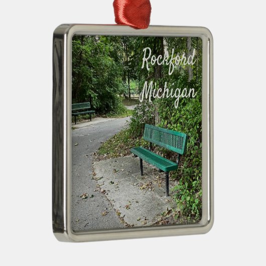 Rockford Michigan White Pine Wandern Ornament Aus Metall (Rechts)
