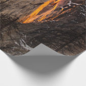 ROCKFORMATION MIT LAVA WÄHREND DES TAGES GESCHENKPAPIER (Ecke)