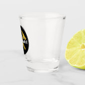 Rockhammer und Personalisierter Name des Geologen Schnapsglas (Rechts)