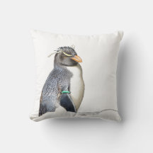 Rockhopper Penguin Throw Kissen
