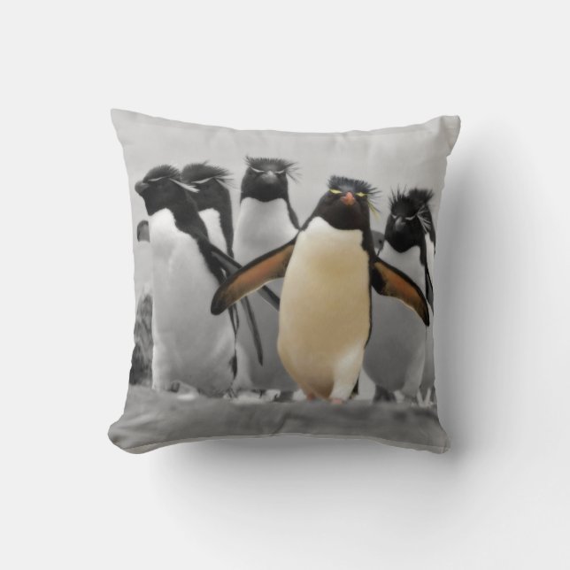 Rockhopper Pinguine Kissen (Vorderseite)