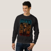 Rockin' Seit 2018 Skull Rock - 5 Jahre alt 5. Bir Sweatshirt (Vorne ganz)