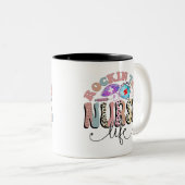 Rockin the Nurlife, Nurses und Krankenpfleger Zweifarbige Tasse (VorderseiteRechts)