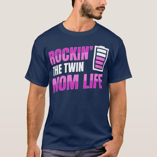 Rockin the win Mama Life Design for a Mother of Fr T-Shirt (Vorderseite)