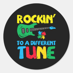 Rockin to Different Tune Guitar Autismus Bewusstse Runder Aufkleber