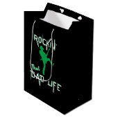 Rockin-Vater Mittlere Geschenktüte (Vorderseite Schrägansicht)