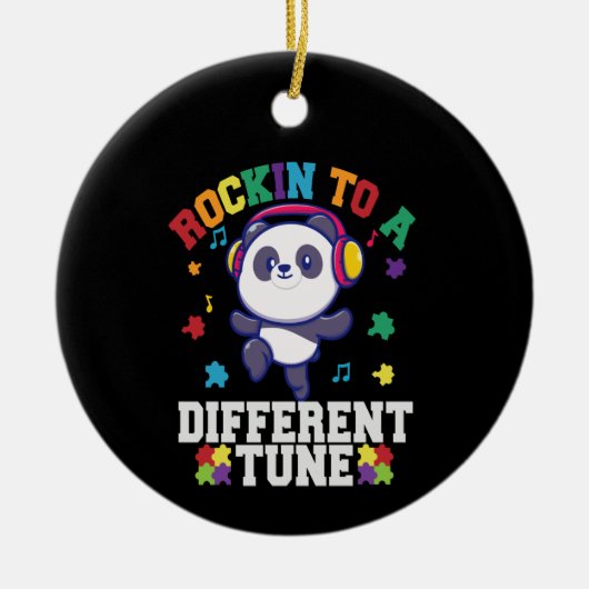 Rocking zu einem anderen Niedlichen Panda Autismus Keramik Ornament (Vorne)