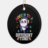 Rocking zu einem anderen Niedlichen Panda Autismus Keramik Ornament (Links)