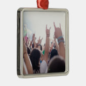 Rockkonzert-Publikum Silbernes Ornament (Rechts)