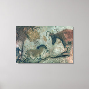 Rockmalerei mit Pferd und Kuh, c.17000 B Leinwanddruck