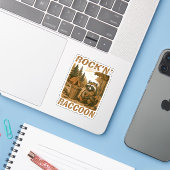 Rock'n’ Raccoon Aufkleber (Laptop mit iPhone)