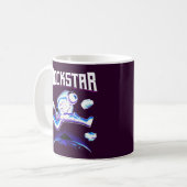 Rockstar-Astronaut spielt Gitarre im Weltraumkaffe Kaffeetasse (Vorderseite Links)