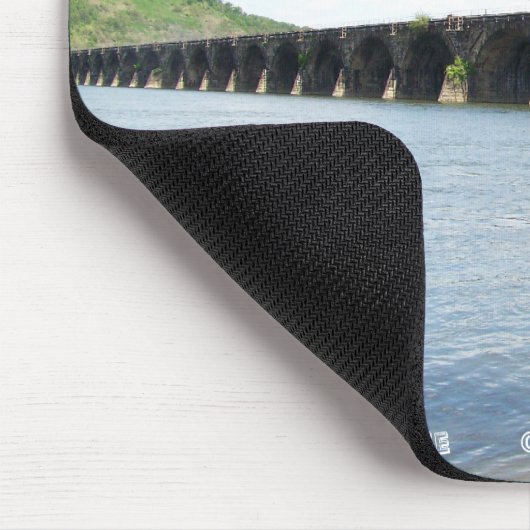Rockvillesteinmaurerarbeit-Bogen-Eisenbahnbrücke Mousepad (Ecke)