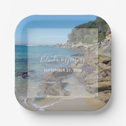 Rocky Beach Wedding Pappteller (Vorderseite)