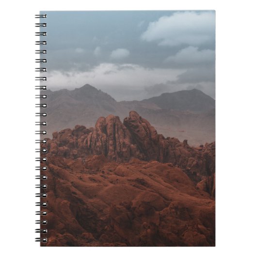 ROCKY BERGE UNTER GRAY SKIES NOTIZBLOCK (Vorderseite)