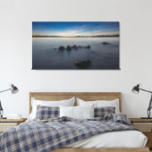 Rocky Morning Long Exposure am Taupo-See Leinwanddruck (Insitu (Schlafzimmer))