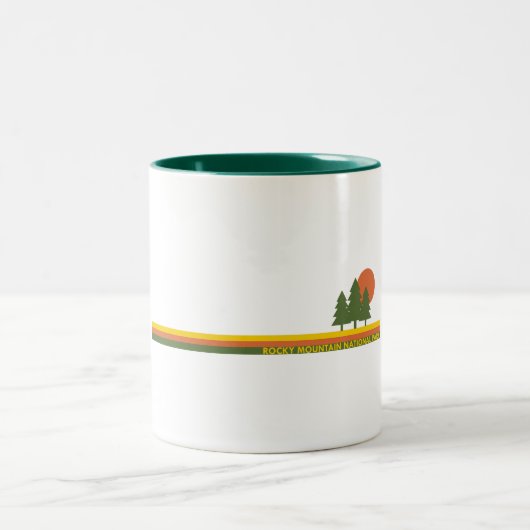 Rocky Mountain Nationalpark Pine Trees Zweifarbige Tasse (Mittel)