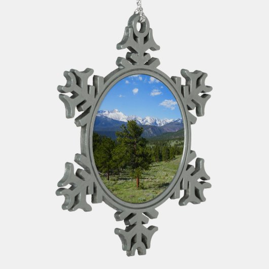 Rocky Mountain View Landschaftliche Landschaft Schneeflocken Zinn-Ornament (Links)