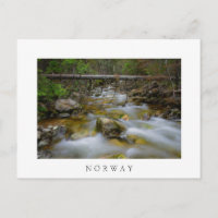 Rocky-Wald-Bach Weißer Text Postkarte