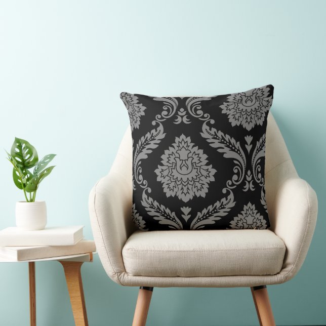 Rococo Damask Off-Set Pattern Grey on Black Kissen (Stuhl )