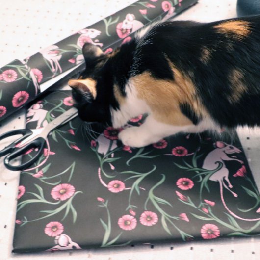 Rodent Floral Muster Geschenkpapier