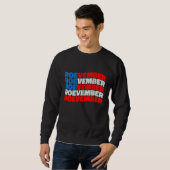 ROEVEMBER American Flag Erinnerung 8. November 202 Sweatshirt (Vorne ganz)