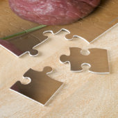Rohe Fleischbällchen auf einem Schneidebrett Puzzle (Seite)