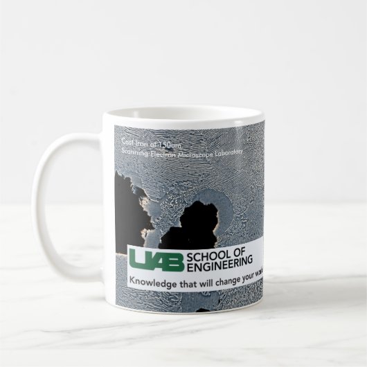 Roheisen bei 150 Mikrons mit UAB Logo Kaffeetasse (Links)