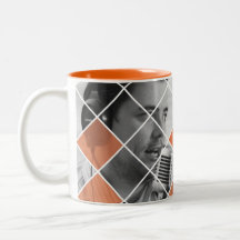 Rohr-Nachrichten-Radio mit Tasse Pauls Harrell