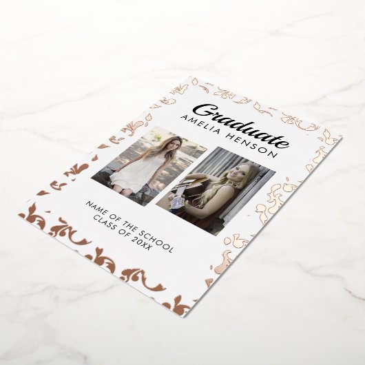 Rokoko Pattern Graduate 2 Foto Collage Abschluss Folieneinladung (Gedreht)