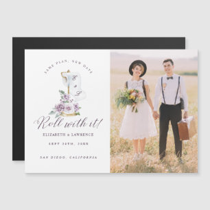 Roll mit ihm elegantes Violett Florals & Toiletten Magnetkarte