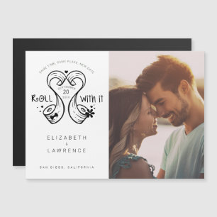 Roll with it Bridge & Groom Toillet Paper Roll Fot Magnetkarte