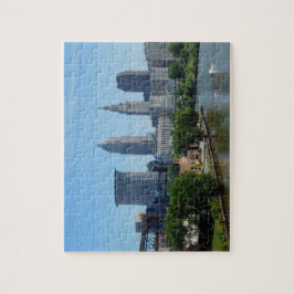 Rollen Clevelands, Ohio auf dem Fluss-Puzzlespiel Puzzle