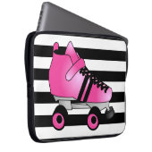 Rollen-Derby-Skate Rosa und Schwarzes Laptopschutzhülle (Vorne Rechts)