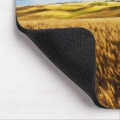 Rollende Hügel mit reifem Weizen Mousepad (Ecke)