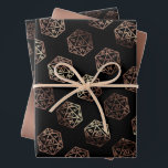 Rollenmuster | Red PNP Tabletop Role Player Diät Geschenkpapier Set<br><div class="desc">GEEK CHIC GAMER! Novelty RPG wrapping papers are also ideal for ephemera diy furniture decoupage, or home decor do-it-yourself projects. It's GAME ON! so choose your weapon and roll initiative! Perfect for any old school tabletop pen/pencil and paper (PnP) fantasy role player, the design features a seamless pattern of 20-sided...</div>