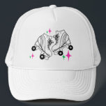 Roller-Skate Derby Skaten Roller Babe Truckerkappe<br><div class="desc">Minimalistische Roller Skate Zeichnend. Zwei Quads Rolle Skate Abbildung. Einfache ästhetische Rolle Skaten,  Roller Skate moderne Illustration. Geschenk für einen Roller-Skater. Roller Skate,  Quads Skate rosa Ästhetik. Roller-Skate,  Roller-Skaten-Goodie-Taschengeschenke.</div>