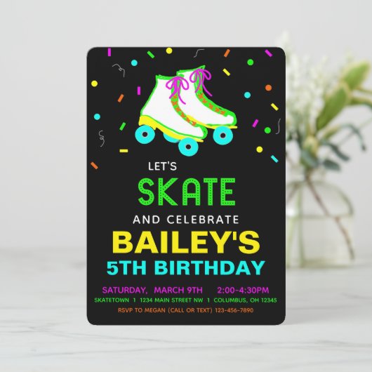 Roller Skate Neon Birthday Party Einladung (Stehend Vorderseite)