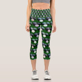 Rollharmonie: Grüne Rasenschalen mit Jack Patten Capri Leggings (Vorderseite)