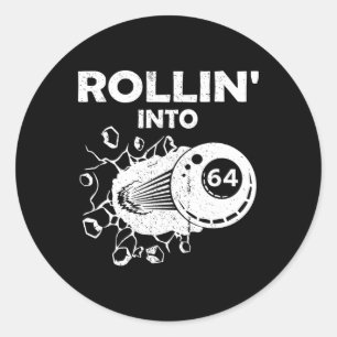 Rollin in 64 Billiards 64. Geburtstagsflammenbil Runder Aufkleber